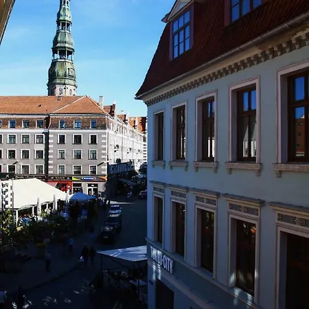 Apartman In Medieval Part Of Old
